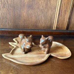 Ceramic Squirrel Salt and Pepper Shakers on a wooden tray, never used